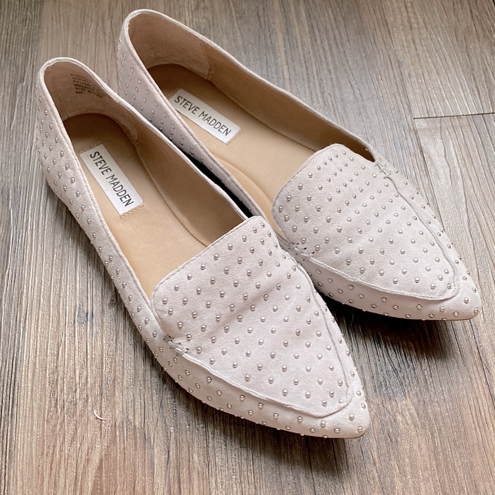 Pointed toe loafer style flats